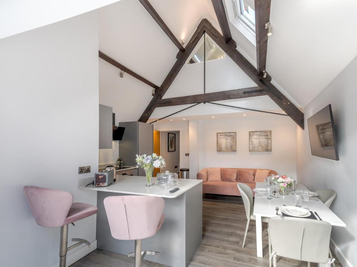 Pass The Keys Dahlia Contemporary Town Centre Apartment Shrewsbury Buitenkant foto