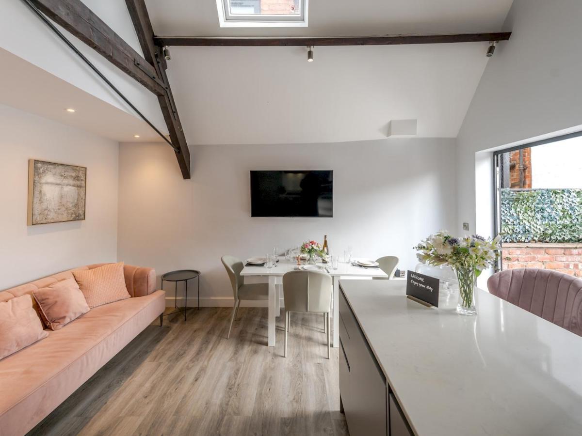 Pass The Keys Dahlia Contemporary Town Centre Apartment Shrewsbury Buitenkant foto